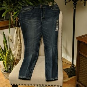 Jessica Simpson Kiss Me Skinny Jeans